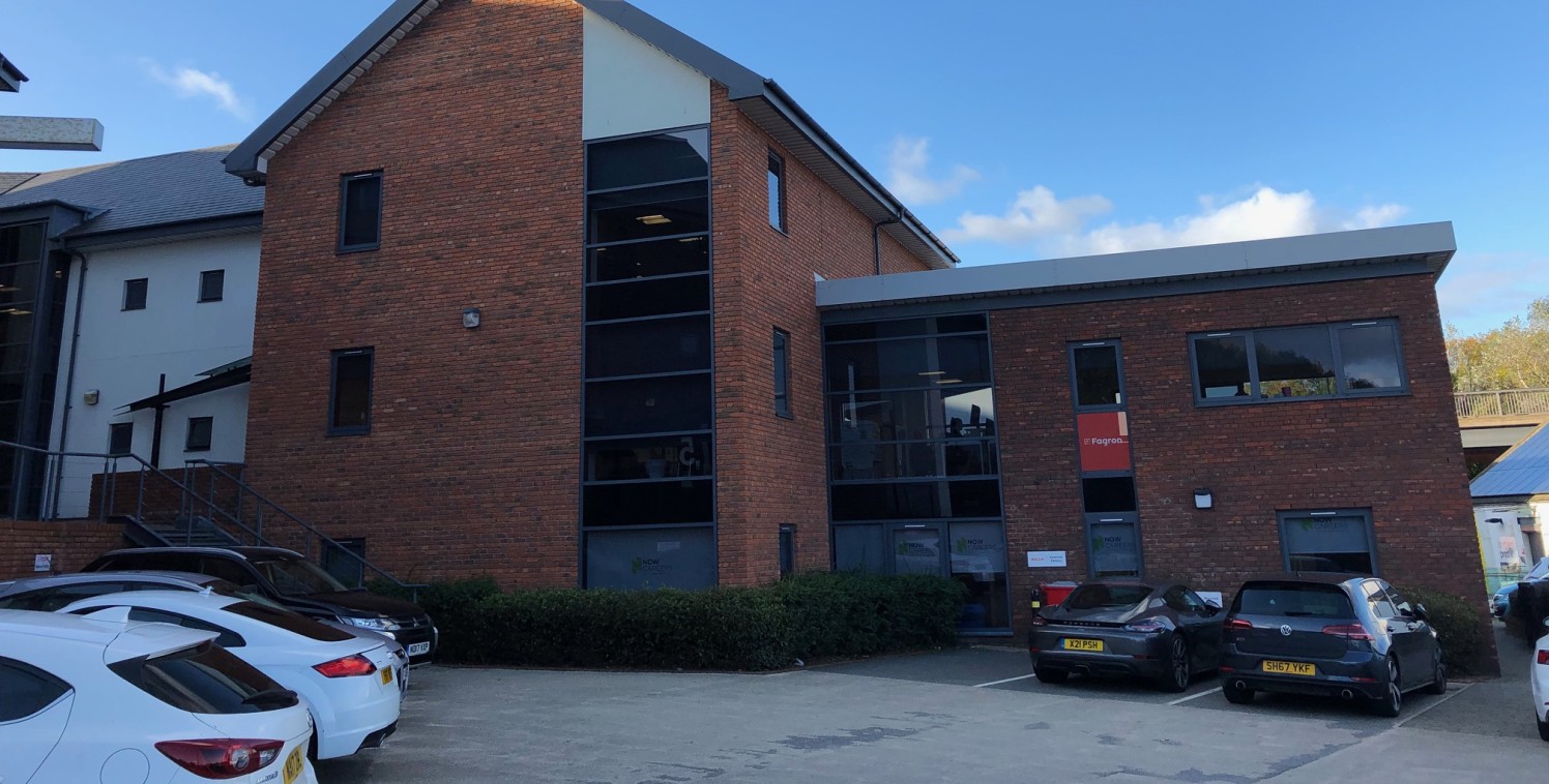 HIGH QUALITY OFFICES - NEWCASTLE

 Modern Offices

 Car Parking

 £14,000 per annum 

 100% Rates Relief for Qualifying Businesses

DESCRIPTION

The suite is located on the second floor of the development and includes the following specification; 

C...