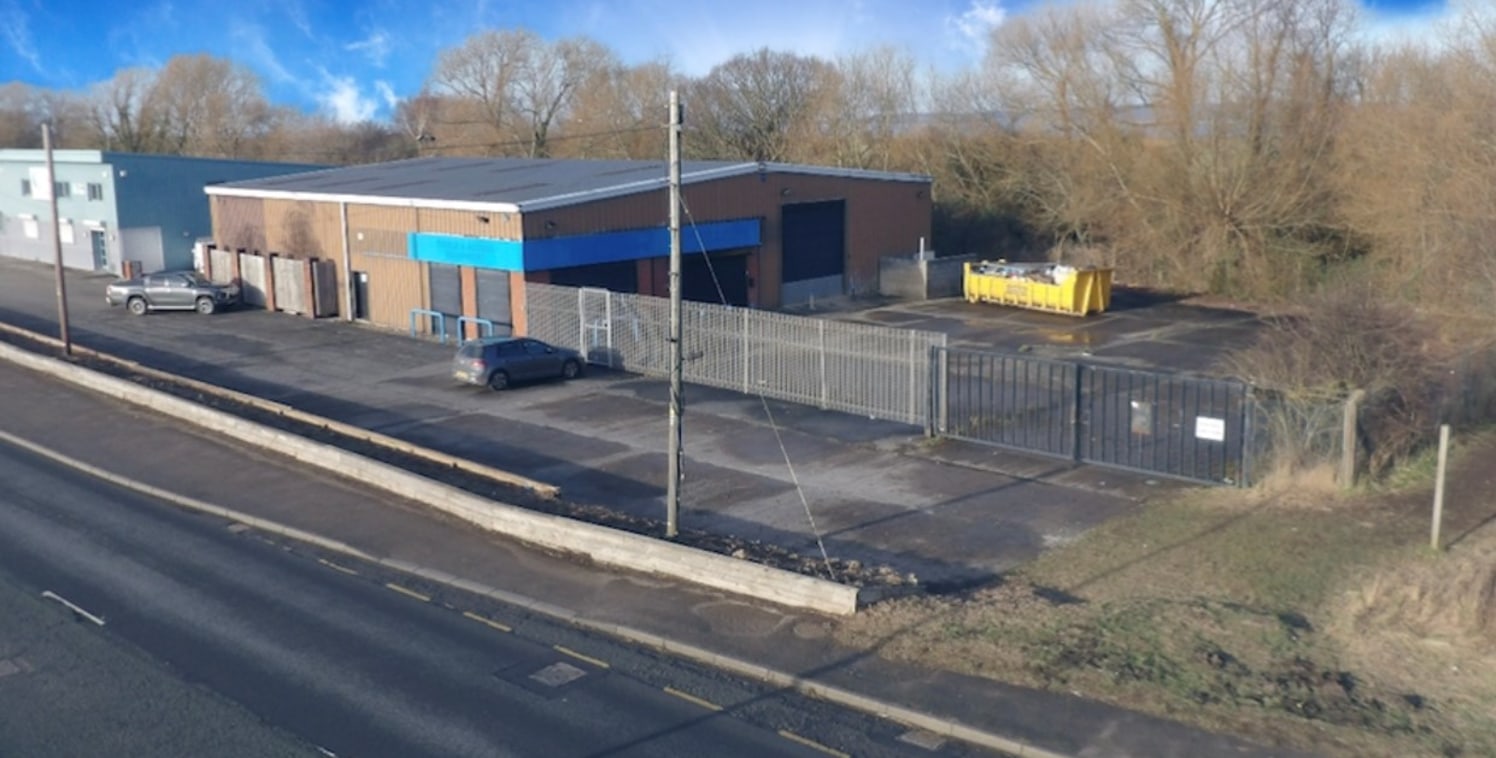 A detached trade counter / warehouse unit with self contained yard on a prominent roadside position. Occupiers include City Electrical Factors and LVW Senar

5,681 sq ft on 0.55 acres

Leasehold - £31,000 per annum