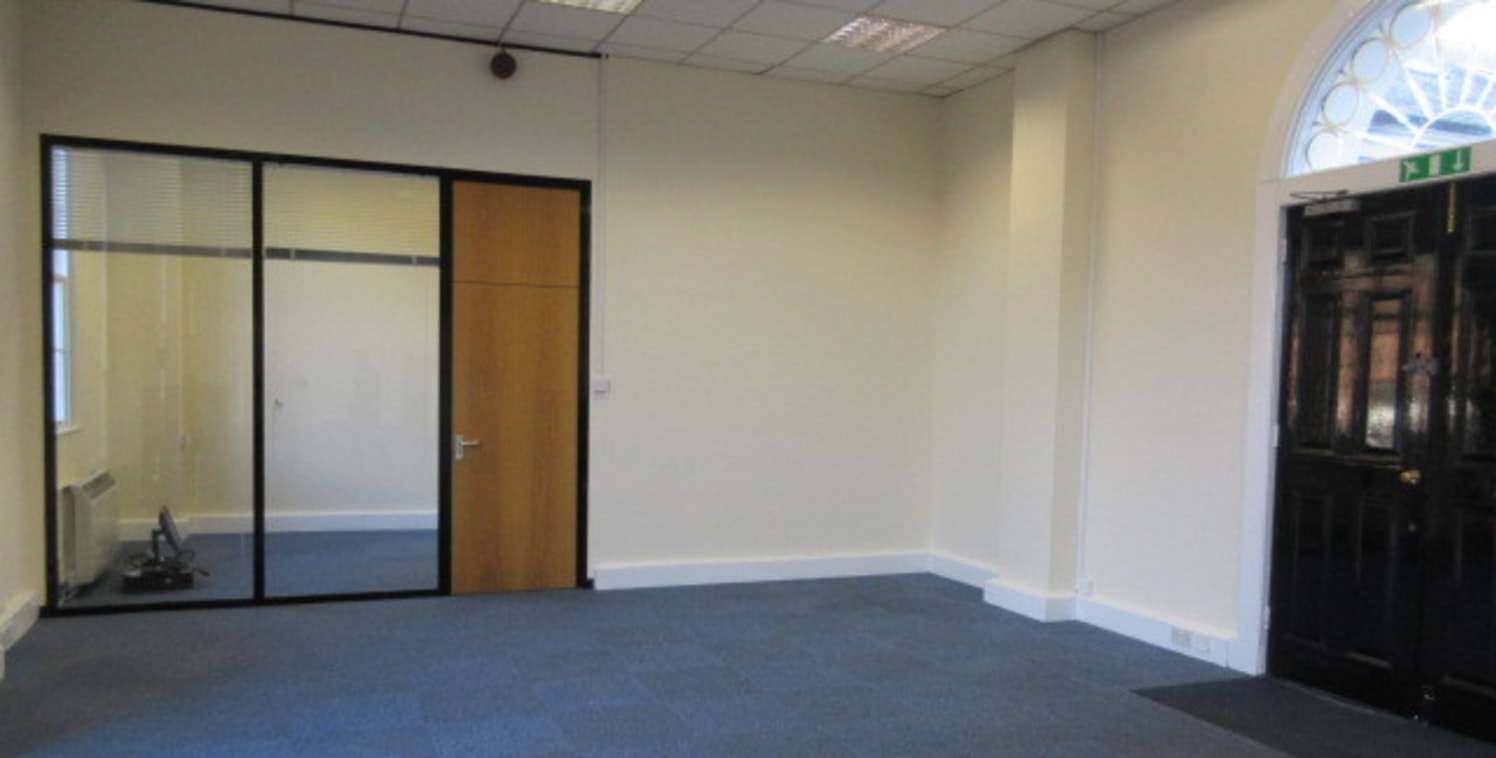 CITY CENTRE ACCOMMODATION**<br><br>**100% BUSINESS RATES RELIEF**<br><br>**FULL DDA ACCESS**<br><br>Suite 3 provides modern first floor accommodation with pedestrian access from St Mary's Gate.<br><br>The unit provides mainly open plan space with sin...