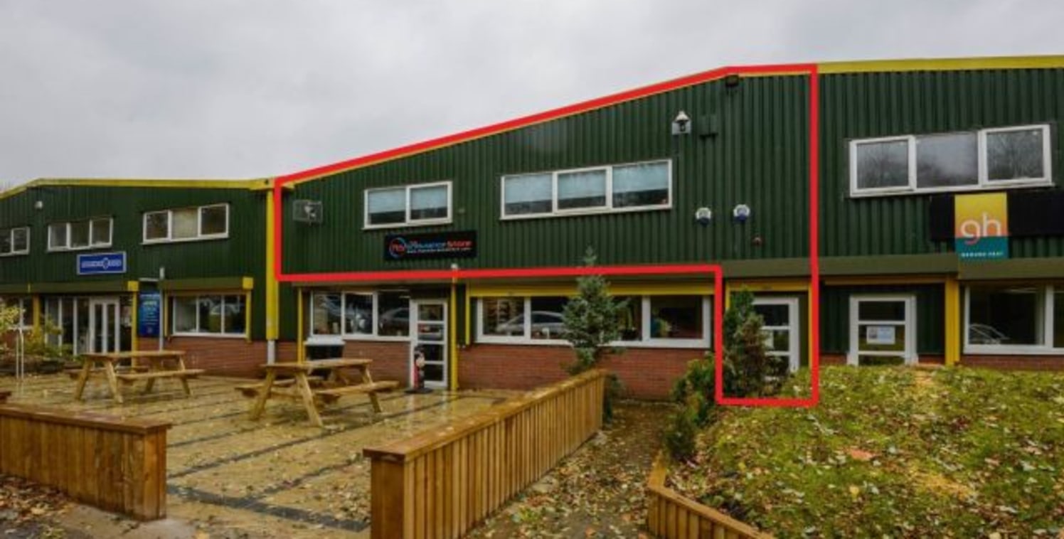 Rarely available a well presented and purpose built first floor office space offered in the busy and popular location of Appley Bridge.\n\nSuite 6a is a generous 850 sqft split into 3 offices with additional storage if required....