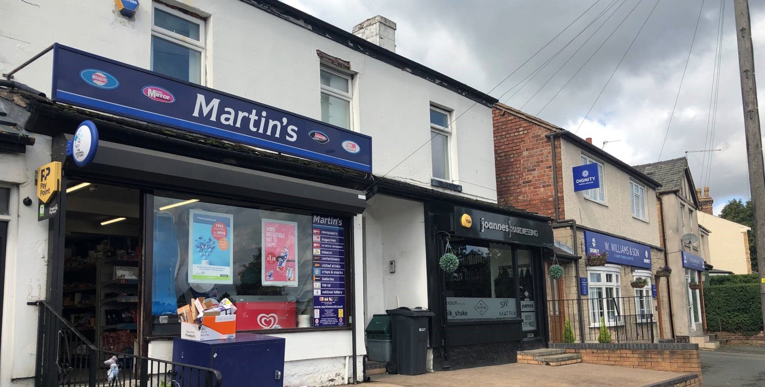 Retail unit to let of 720 sq ft in Little Sutton, Ellesmere Port.

Rental offers are invited in the region of £10,000 per annum exclusive on a sublease/assignment of the current lease. The lease is to expire September 2031 with a tenant option to bre...