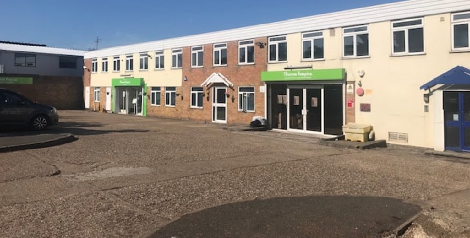 The property is located 2 miles to the west of Windsor town centre with excellent transport links to the M4 at Junction 6 which is approximately 31/2 miles away. Windsor is well served by two train stations at Windsor & Eton Riverside and Windsor Cen...