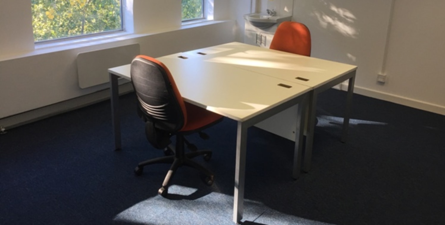 Located in an established business hub just off the A21, Century House is a great option for smart businesses looking for competitively priced workspace. Location The area enjoys good communications with the A21 linking to the M25 to the north and li...