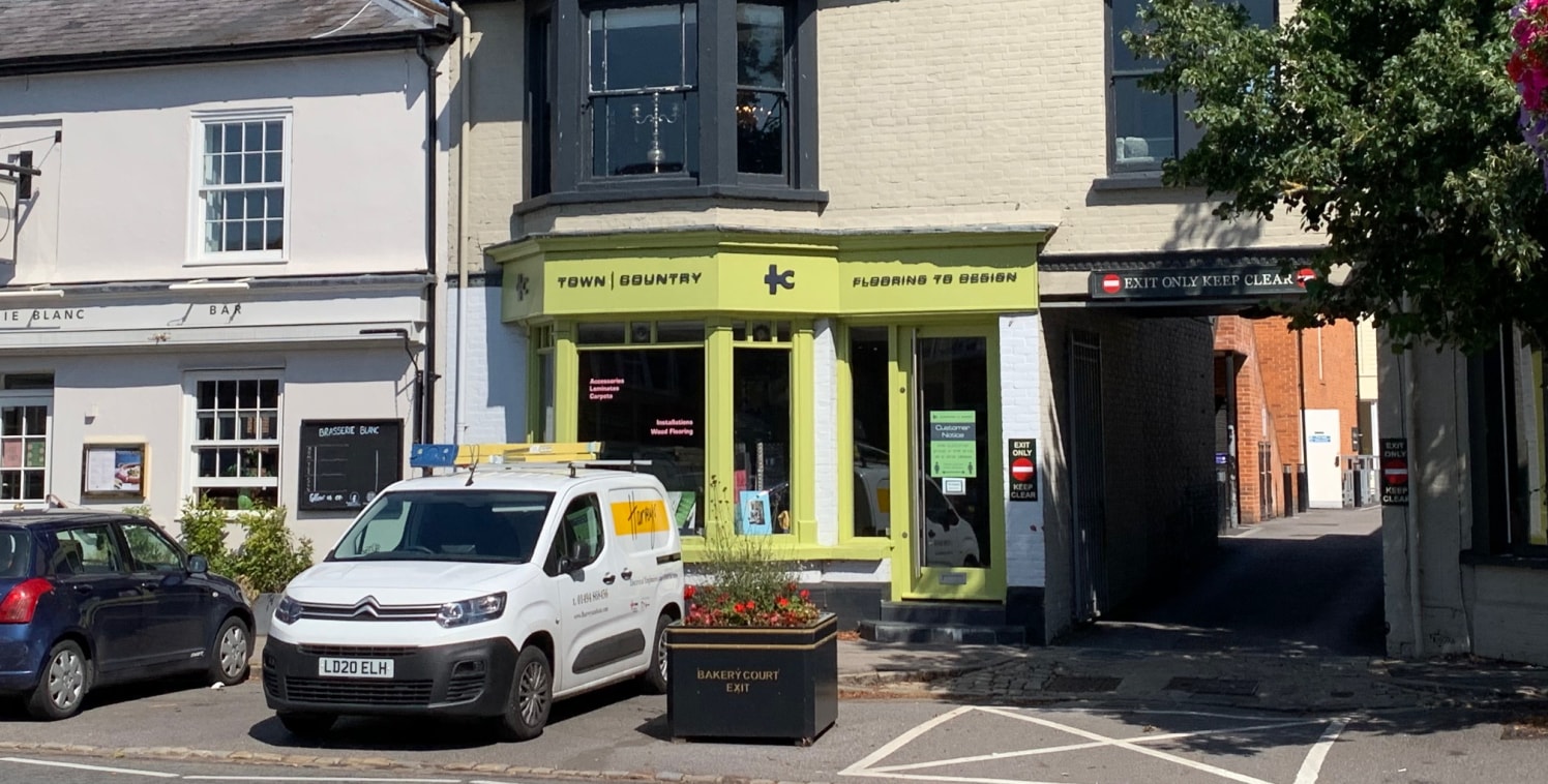 Forming part of Bakery Court, the property is located on the north side of London End next to Brasserie Blanc and Knights of Beaconsfield and with occupiers including Farrow & Ball and Fired Earth within the development. There is free parking immedia...