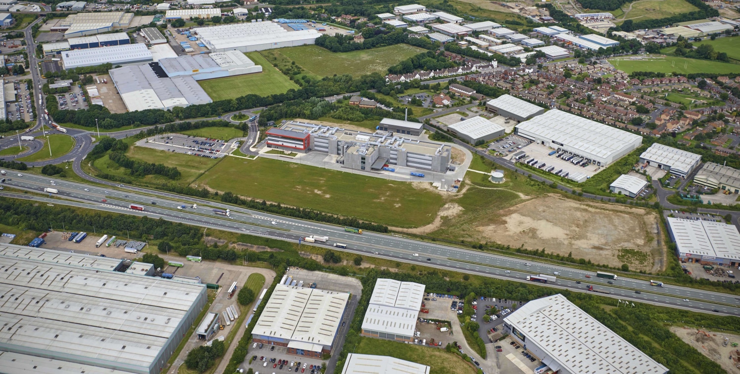 Latitude is a prime opportunity for warehouse and industrial occupiers looking for well connected high quality space along the M62 corridor. The two new units are currently being built and will be ready for occupation in Q1 2022.