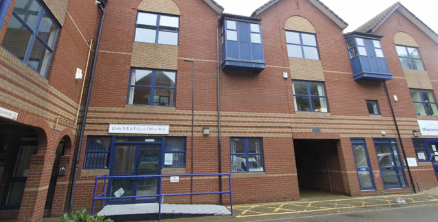 Modern Office Suite Available To Let.