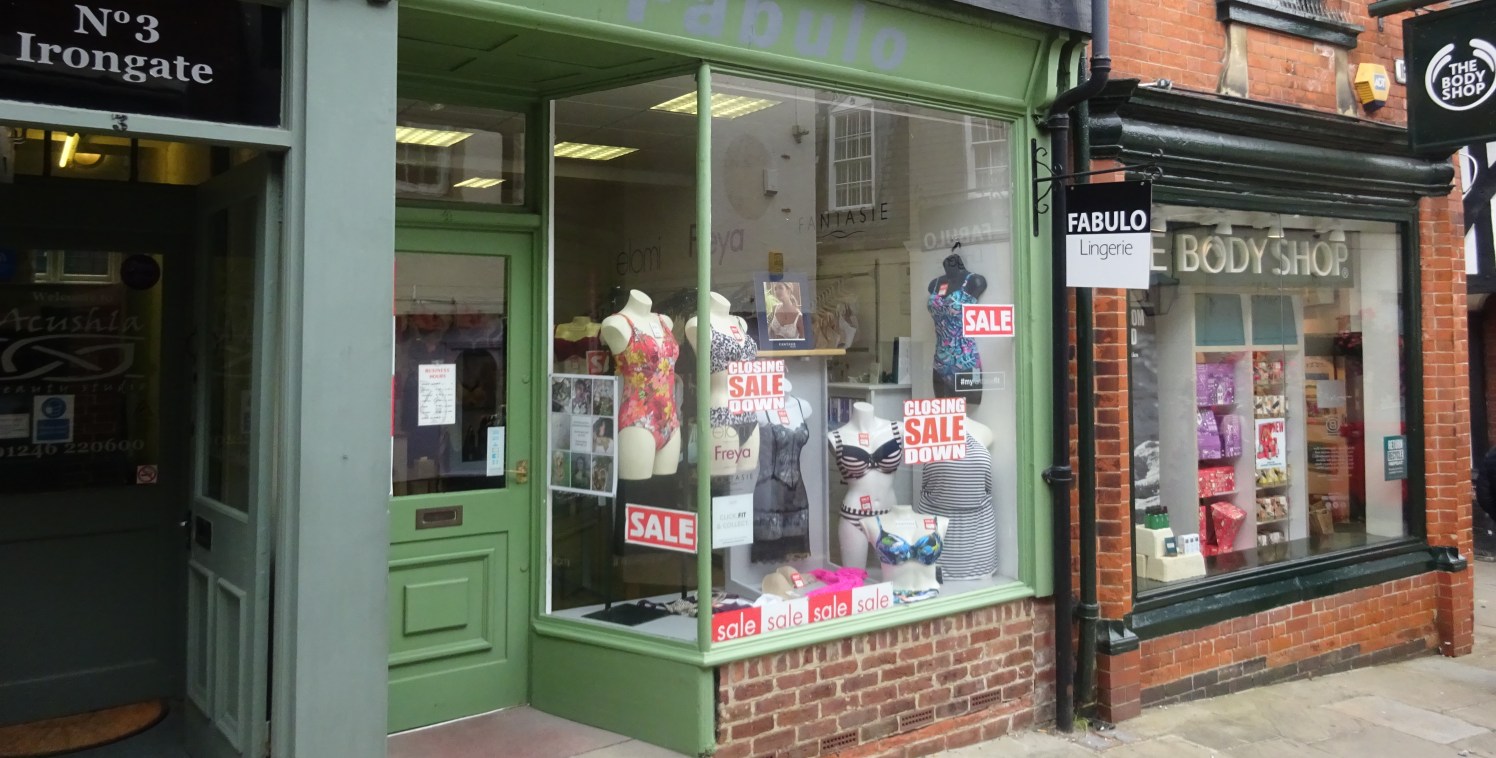 TOWN CENTRE GROUND FLOOR SHOP