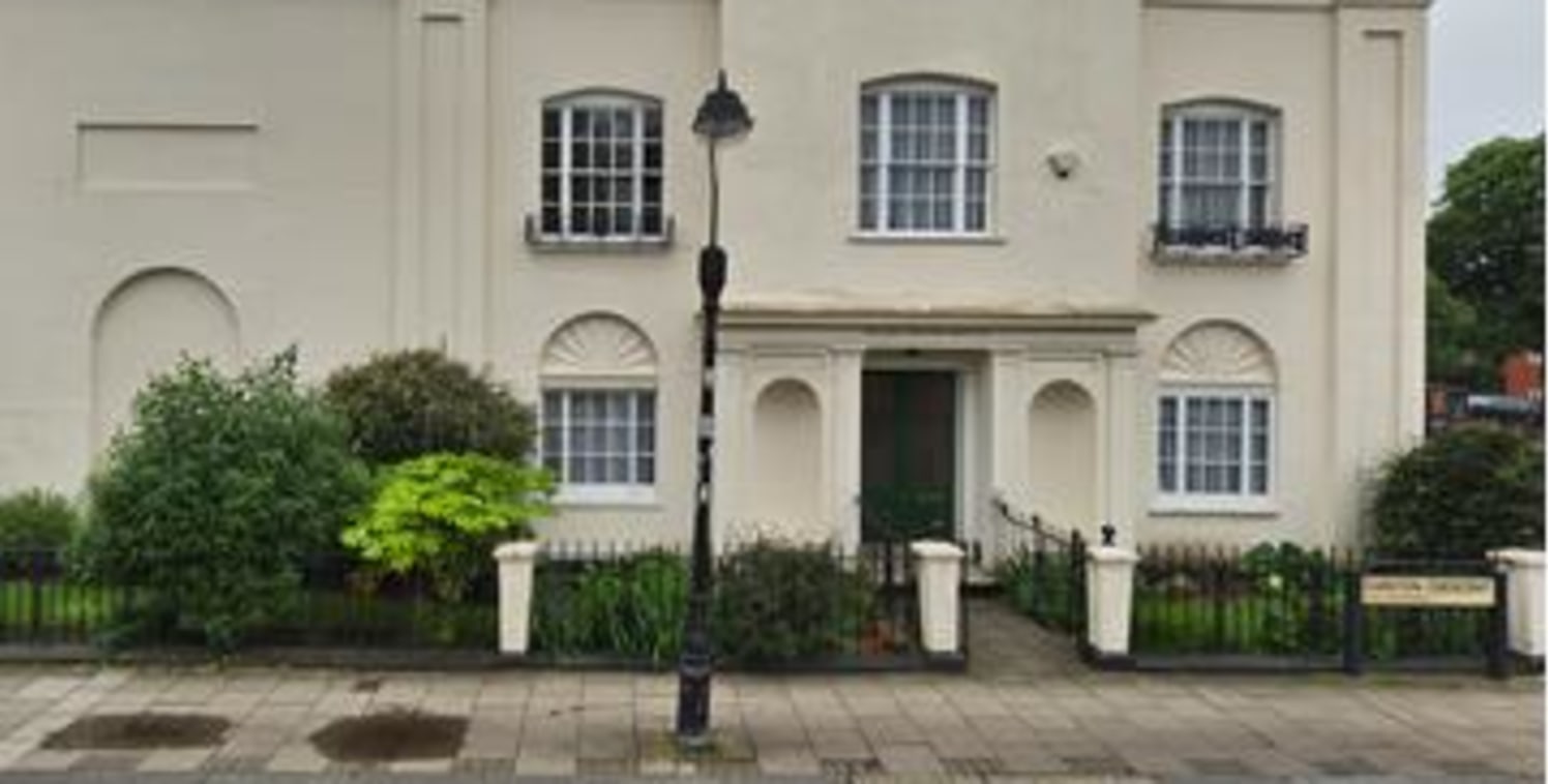 16 Carlton Crescent, Southampton, Hampshire SO15 2ES