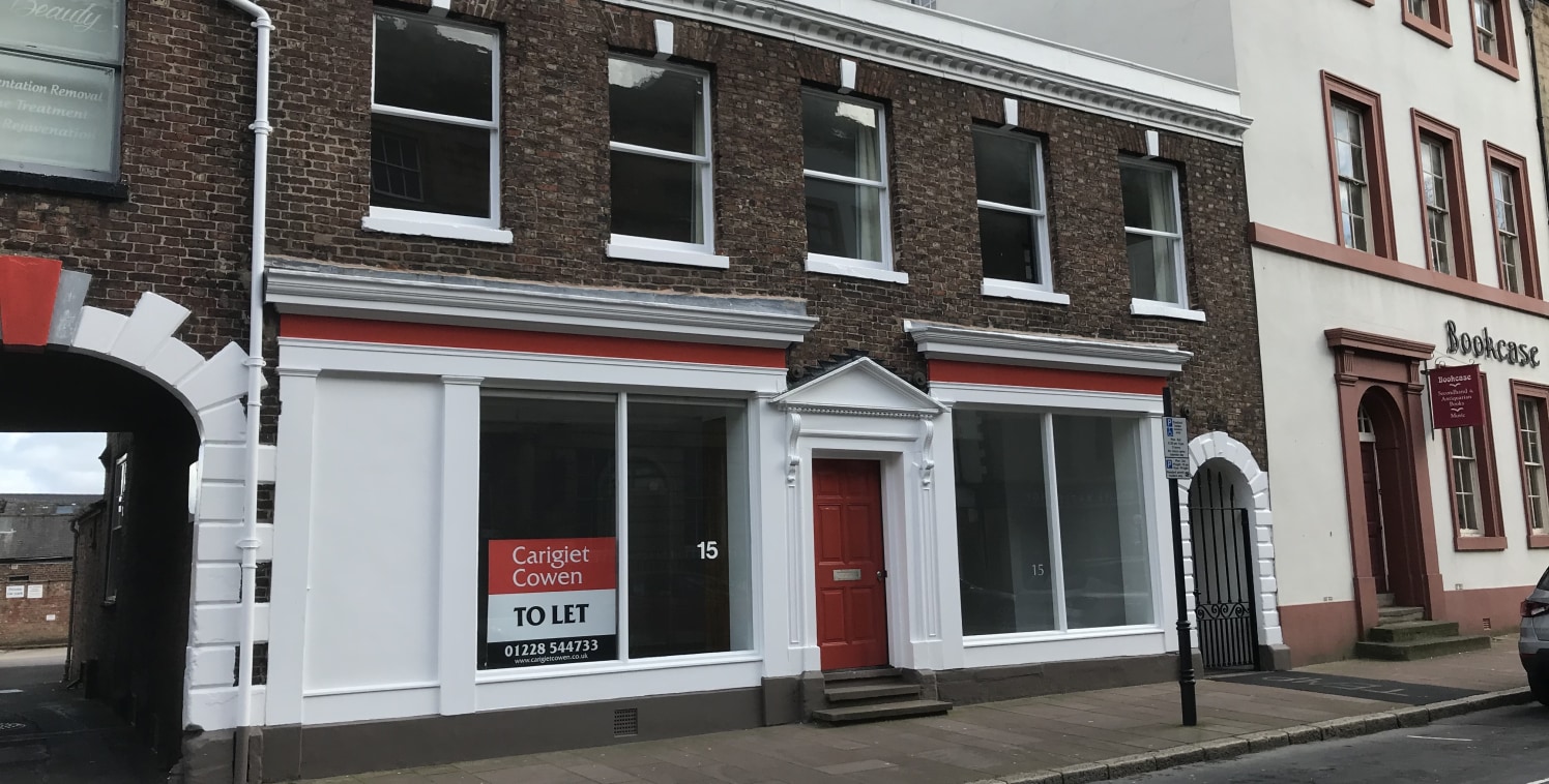 CITY CENTRE UNIT**<br><br>**SUITABLE FOR VARIOUS USES**<br><br>A ground floor, double window display unit set within the Historic Quarter of Carlisle city centre. The accommodation has recently been refurbished.<br><br>Car parking is available to the...