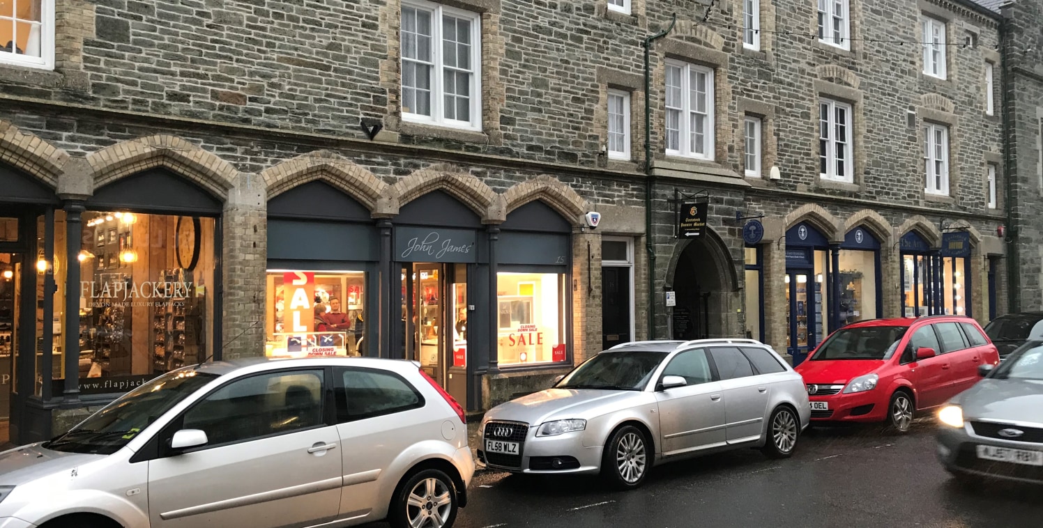 Behind the characterful shop front the premises comprises of a high quality ground floor retail area. Accessed via a narrow staircase the basement area provides a small area of ancillary accommodation perfect for storage. The WC is also located in th...