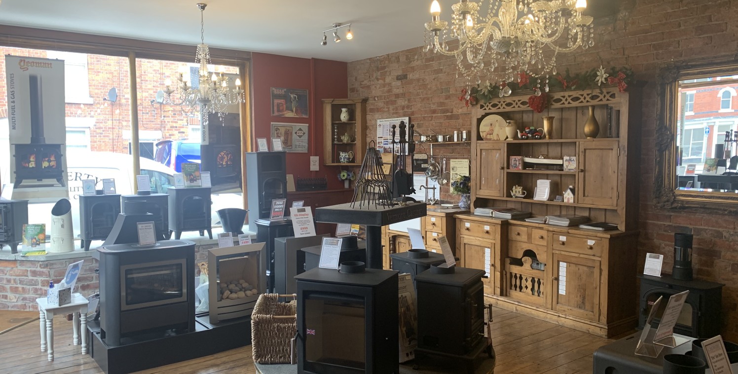 The property comprises of a return fronted retail premises which has a storage area to the rear with a basement. There is a self contained two bedroom flat accessed via Cross Street which is has been done to good standard. The tenant has a tenancy un...