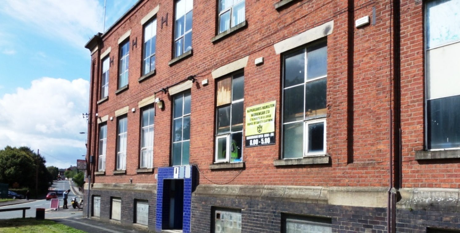 <p>The subject property comprises a ground floor showroom/trade counter premises totalling approximately 83.89 sq m (903 sq ft) including storage facility.<br /><br />The premises comprise of open plan accommodation which has been carpeted and has pl...