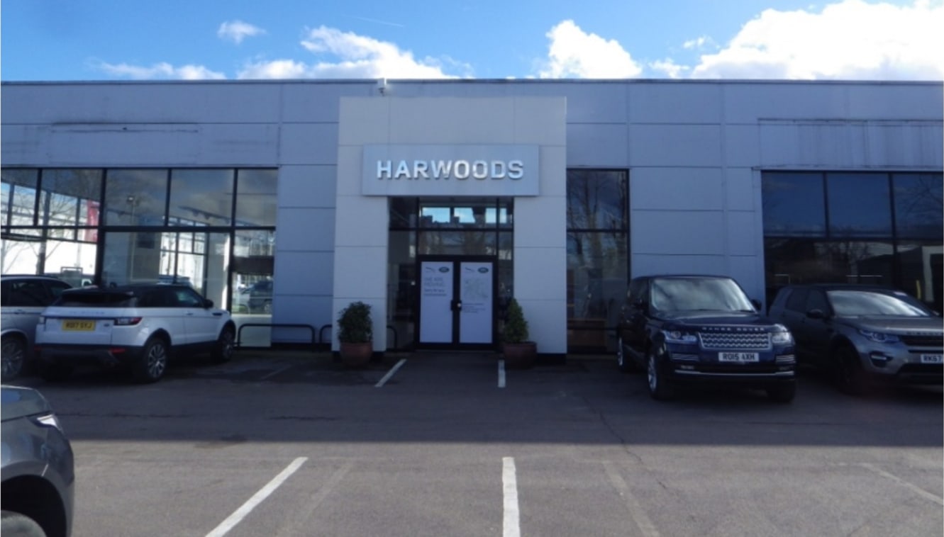 Car Showroom plus mezzanine offices and stores of 3,500 sq ft