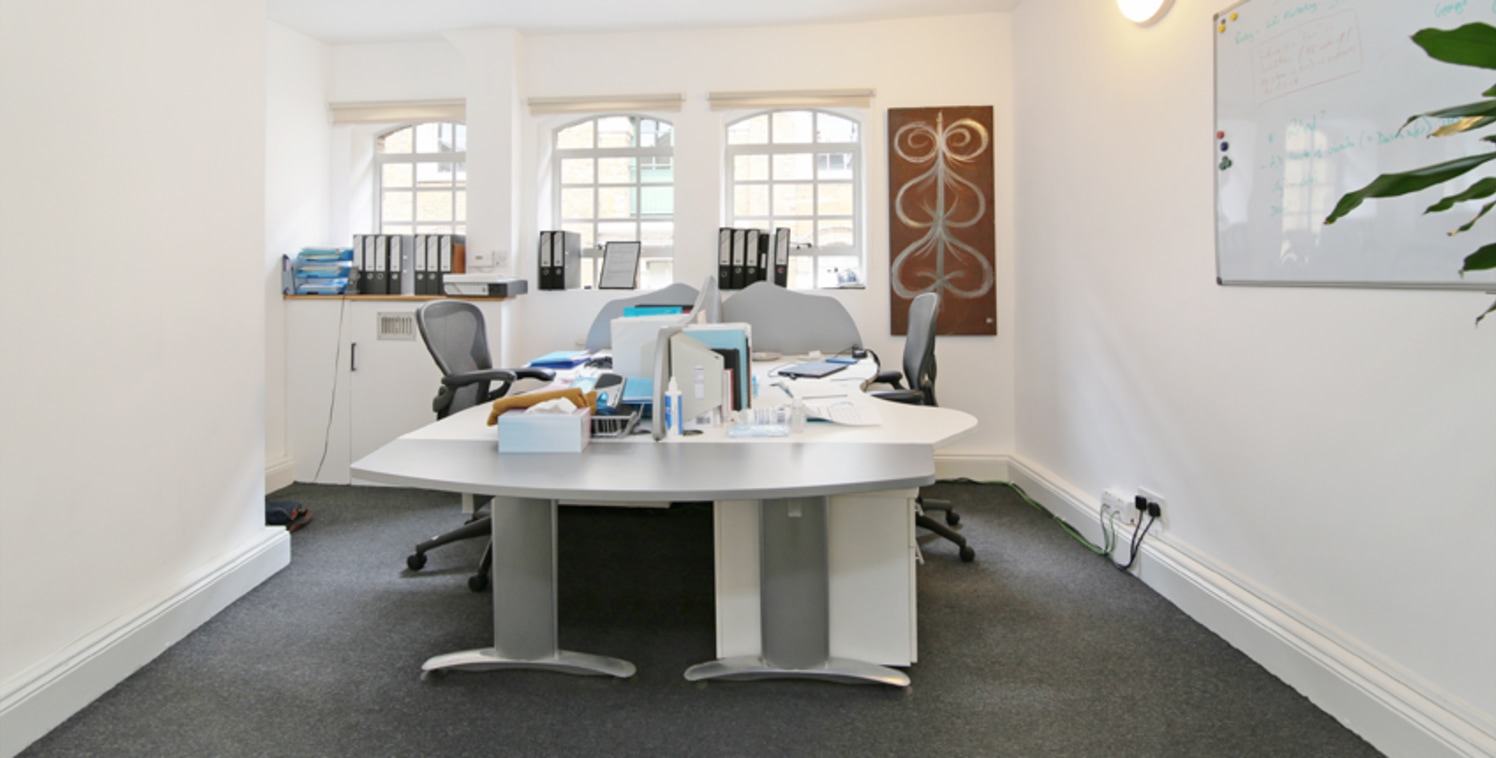 A second and third-floor office offered as one demise set within a warehouse conversion. The second-floor part of the office consists of an open-plan area with dual aspect outlook. The office opens up to a further room that can be used as a meeting o...