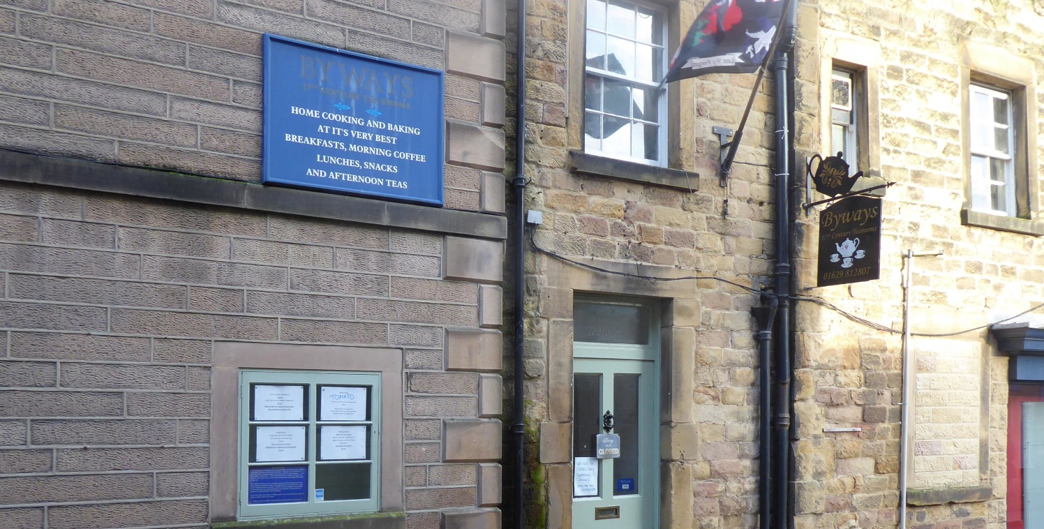 Former tearooms on upper floors located in the centre of Bakewell