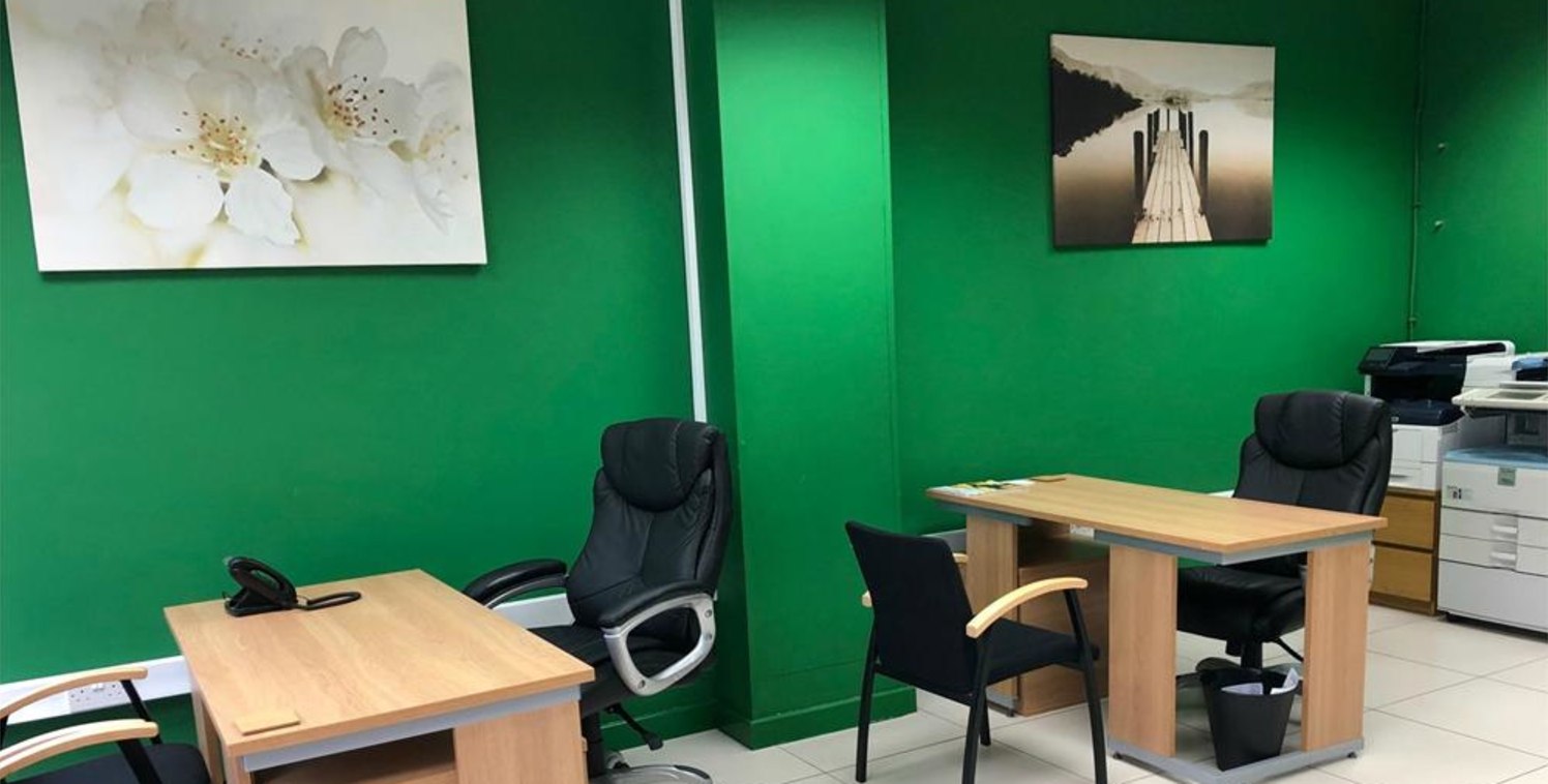 Desk and office space available at very reasonable fully inclusive rates in a bright unit in Harrow Weald, close to shops and...