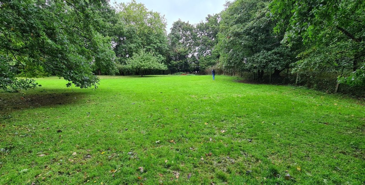 2000 sqft up to 1 acre of land to rent for a variety of uses - Loughton, Essex