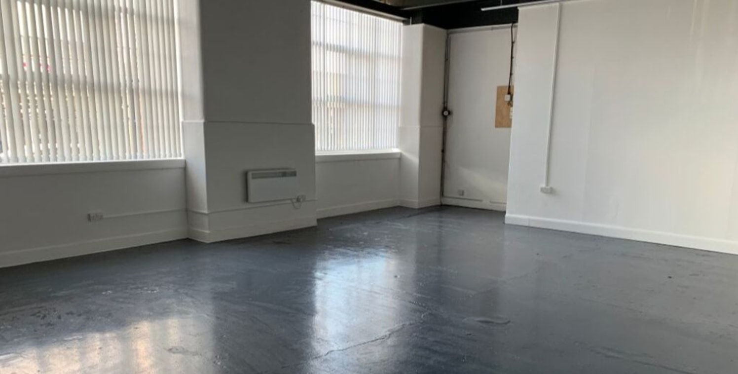 Vale Road Studios is a vibrant workspace development situated at the heart of North London's cultural quarter just off Seven Sisters Road, on the OCC Estate. The location is well served by nearby shops and amenities on Green Lanes and at the Arena Sh...