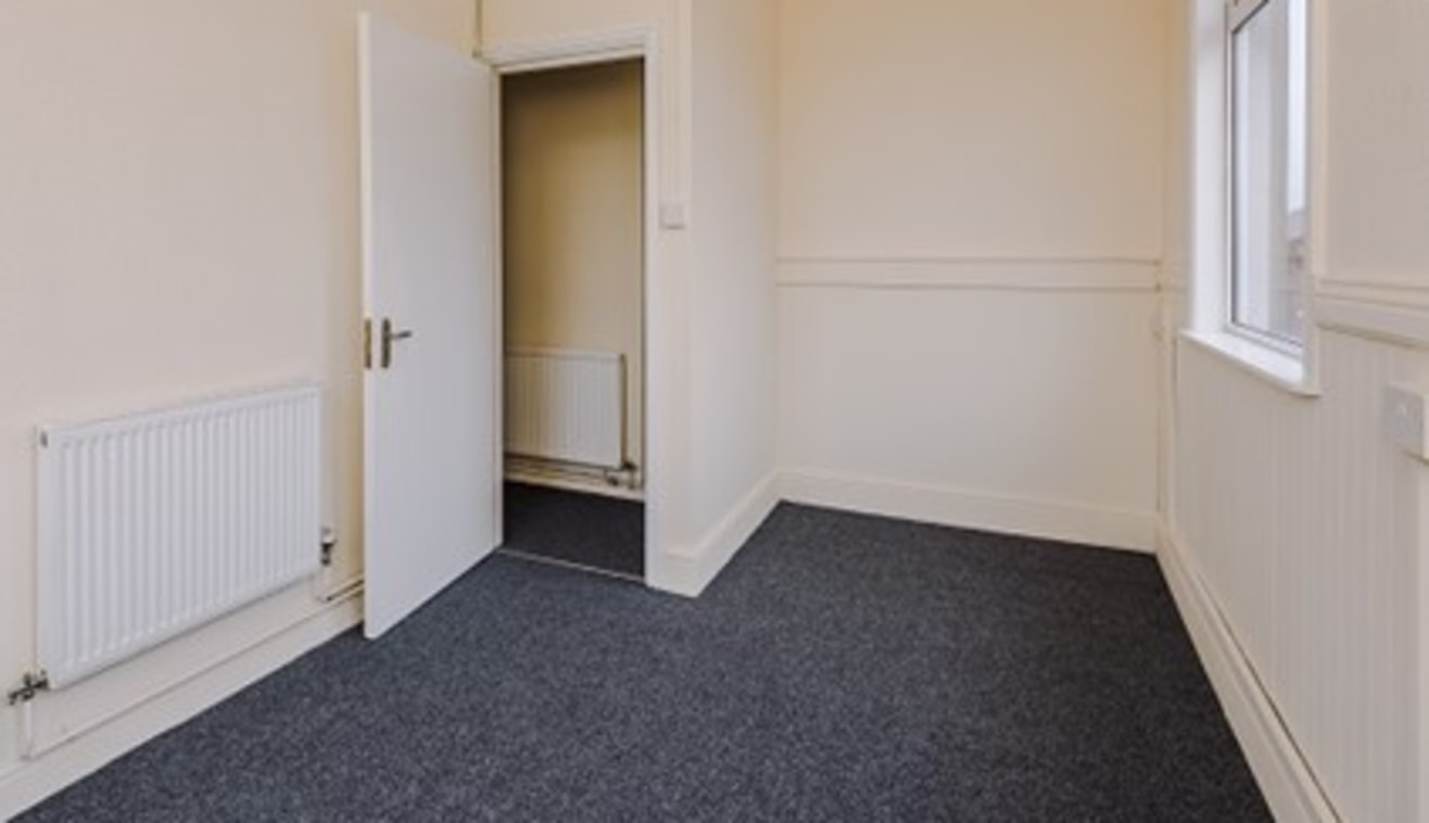 The first floor is accessed via an external metal staircase. The same comprises of 3 office rooms, a store room, kitchen and WC. Gas central heating radiators are in-situ and double glazed windows.

The unit has been redecorated and newly carpeted....