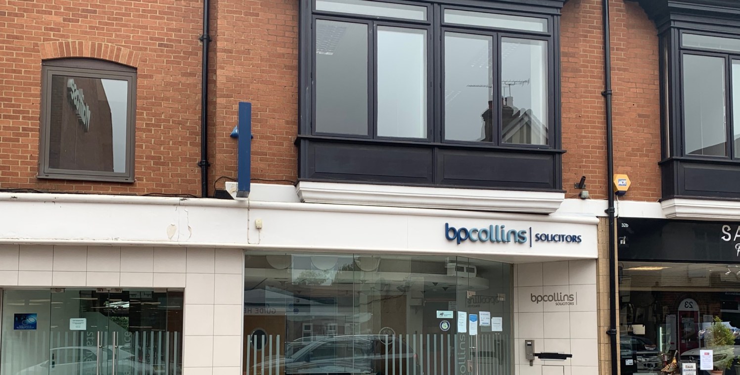 The premises are located on the south side of Station Road opposite Waitrose and very close to the public car park. Short-stay street parking is in front of the property and along Station Road. Many of the office buildings in Station Road have been c...