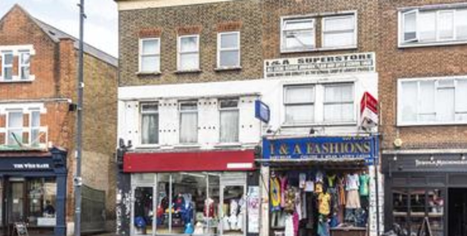 The subject property consists of two commercial units 86 and 84/88 Mitcham Road. Other traders nearby include Sainsbury's, Wilko, Primark, KFC and McDonald's.\n\nLocation: The property is prominently situated on Mitcham Road and benefits from excelle...