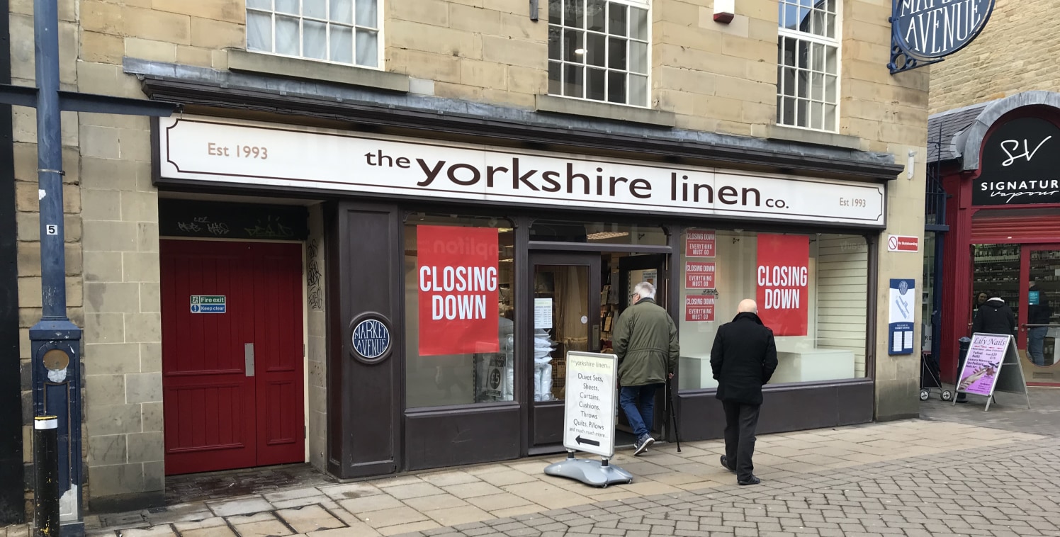 Prime retail unit comprising 2,972 sq ft to let in Huddersfield.

The subject properties occupy a prime retail position on the pedestrianised Victoria Lane with nearby occupies including Argos, Savers and Boots.

The premises are available by way of...