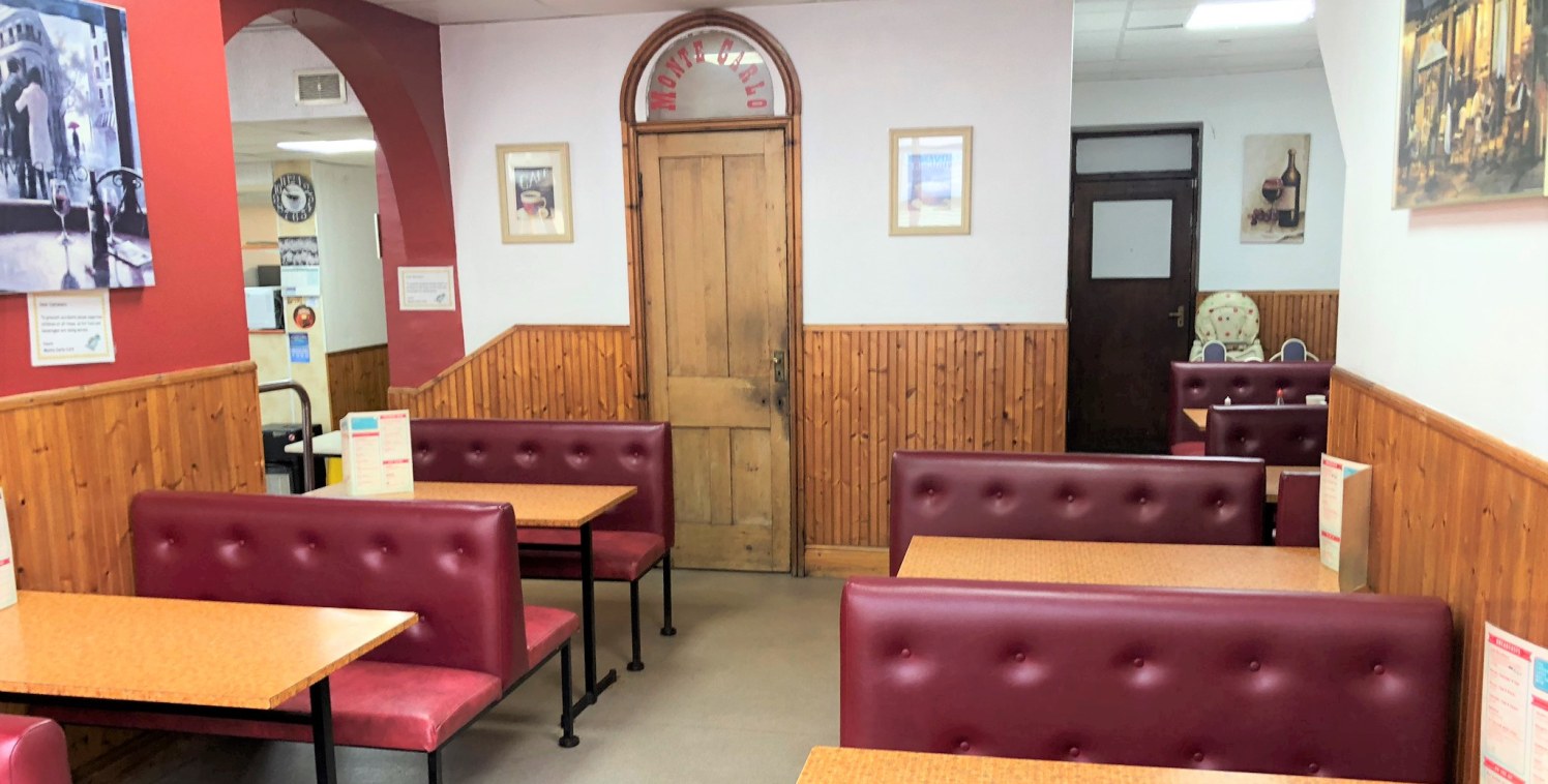 The premise briefly comprises a five storey stone built Grade II Listed character property located within Halifax Town Centre having a café/ restaurant to the ground floor with basement stores and a further three floor above offering a prime opportun...