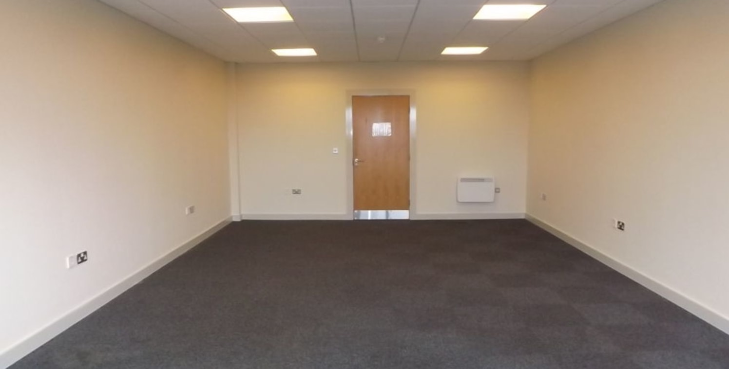 LOCATION\n\nThe B1 Business Centre benefits from excellent commuter links located midway between both junctions 9 and 10 of the M65 motorway that provides direct access to the M65 and M61 south of Preston.\n\nBurnley town centre and all its amenities...