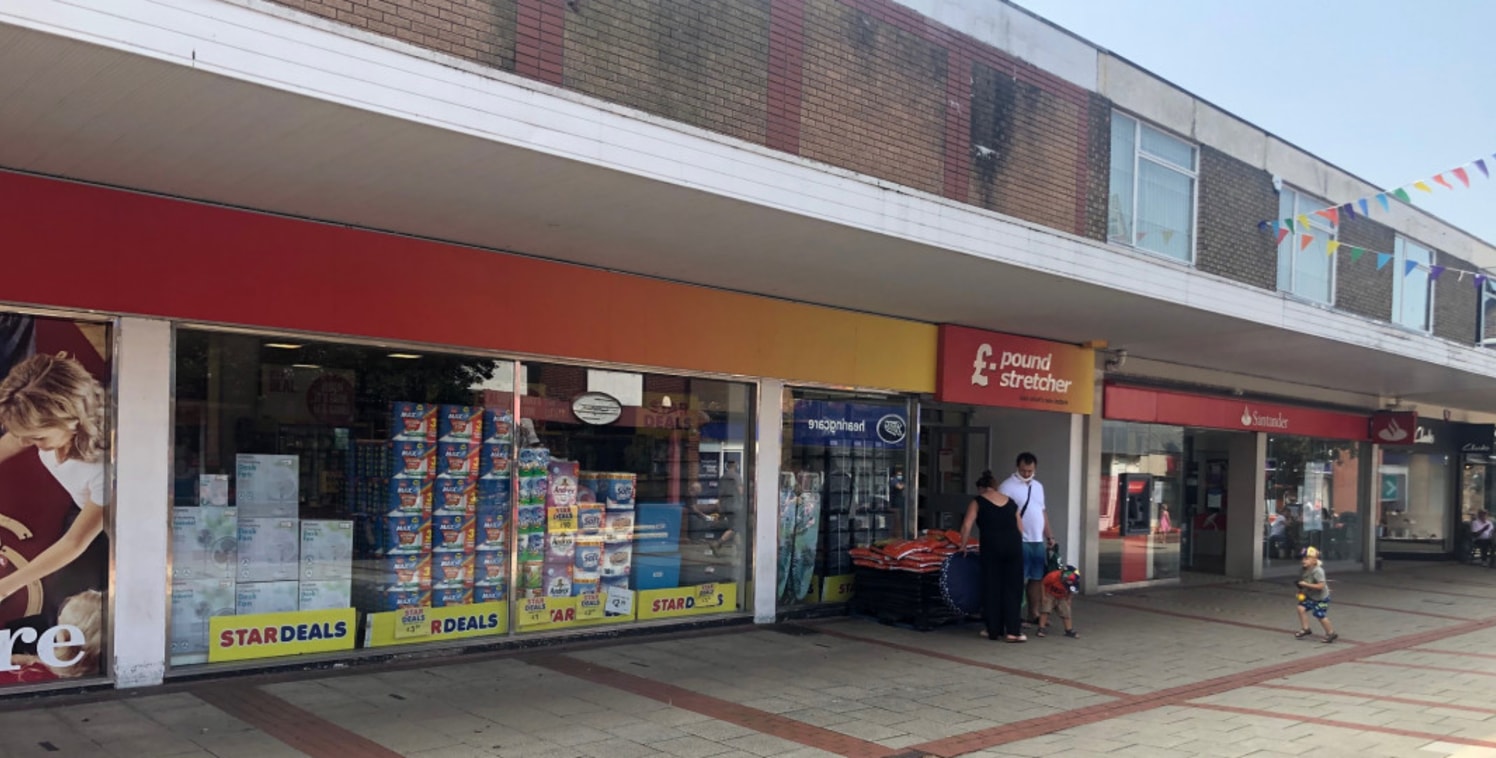 <p>A terrace of high street retail units situated in the centre of Northwich in a prime location. A large public car park lies to the rear.</p><ul>

<li class="p2">Prime high street location</li>

<li class="p2">Strong residential footfall</li>

<li...