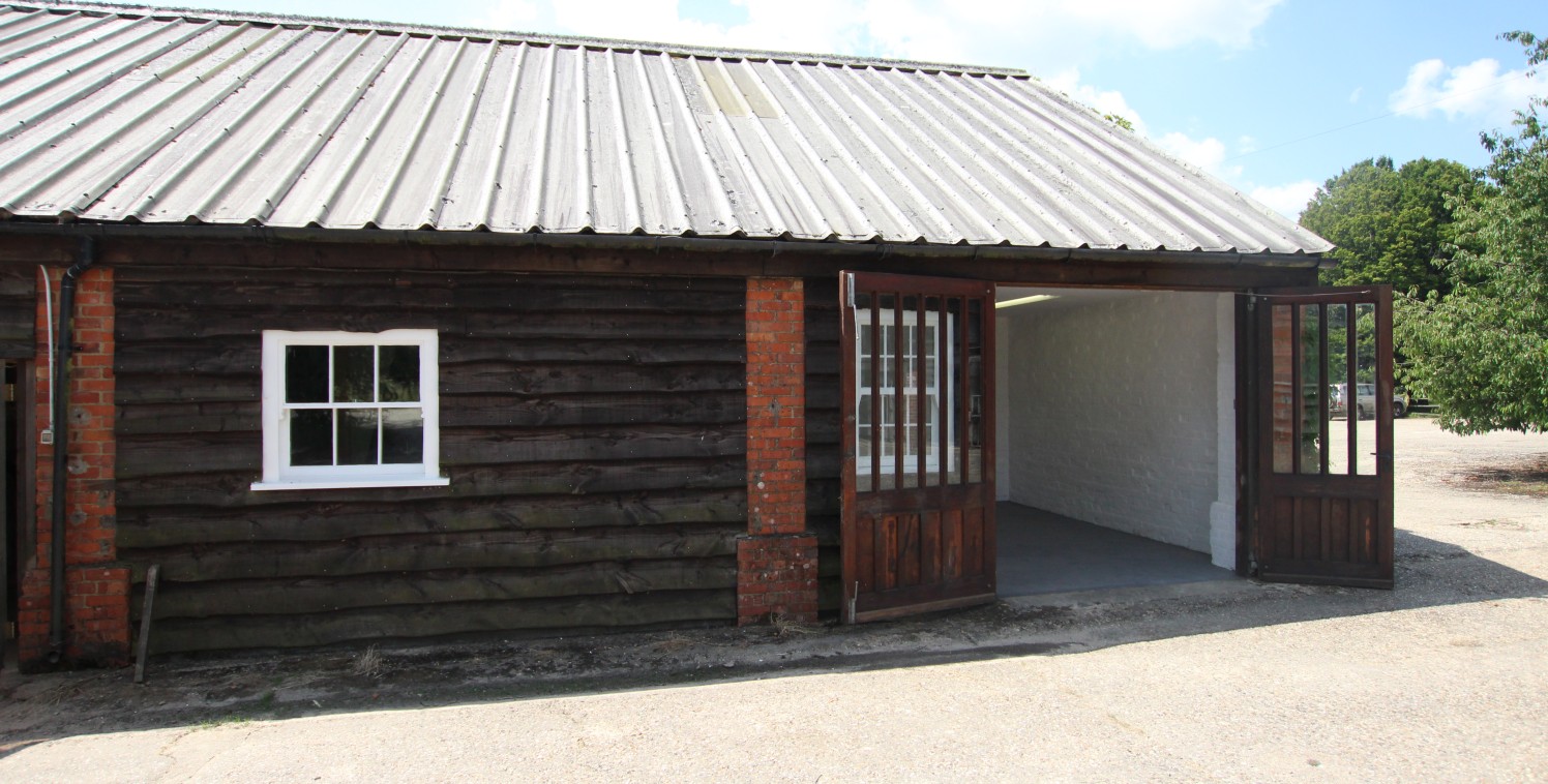 Workshop/storage unit