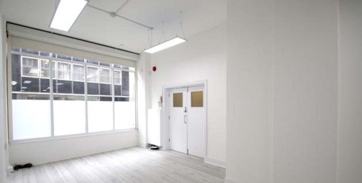 32 NEWMAN STREET, LONDON, W1T 1PU

Ground Floor – 820 SQ FT

NEWLY REFURBISHED GROUND FLOOR OFFICE TO LET