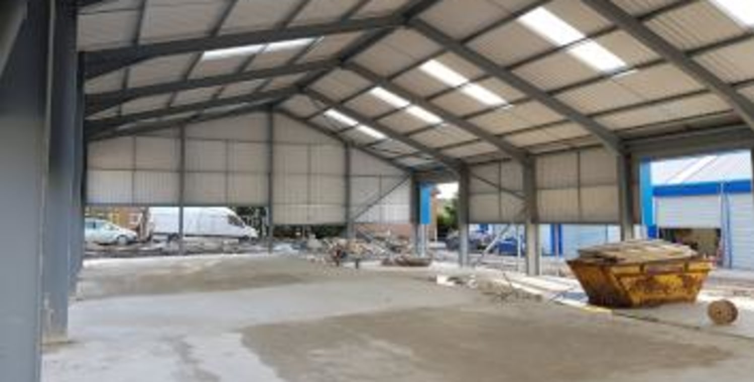 Available immediately Workshop / manufacturing / storage facility close to darwen town centre, secure parking Units from 800 Sq. Ft. - 4,800 Sq. Ft. (If combined)...