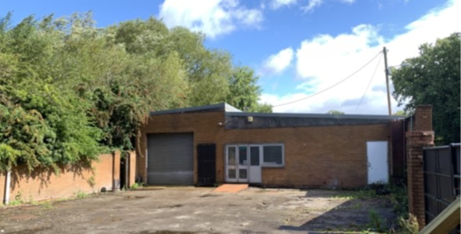 Working height of 3.7 m. 3.4 m high x 3.1 wide roller shutter door. Secure tarmac yard to the front of the property with double steel gated access. Rural location. Good transport links. Mains electricity, water, gas and drainage are connected.