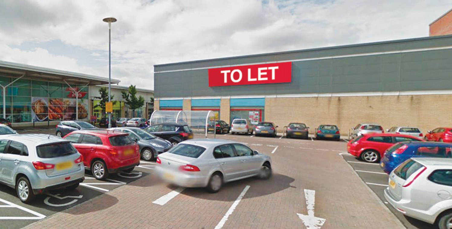 <p>A local convenience parade of 8 retail units with offices above sited next to a large Tesco.</p><ul>

<li>A local convenience parade of 8 retail units with offices above sited next to a large Tesco</li>

<li>Adjacent to Dominos and opposite ALDI</...