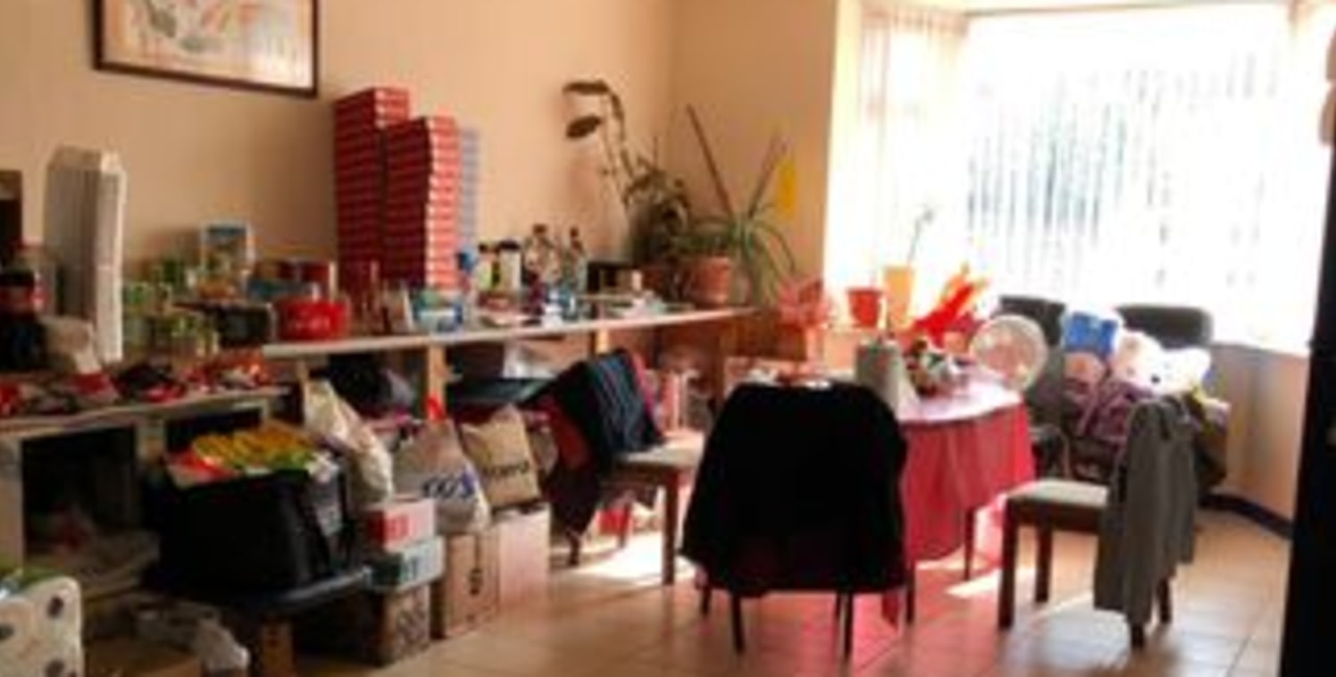 Available immediately<br><br>The business is located on Birley Moor Road, Frecheville in Sheffield in highly densely populated residential area & also close by are local schools, places of worship and The Birley Hotel.Chinese Takeaway which is run fr...