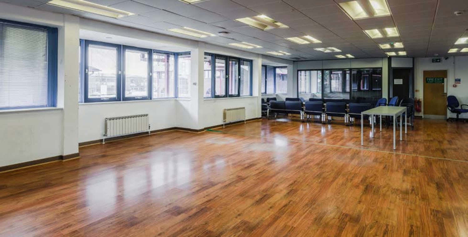 REFURBISHED, modern, first floor office suite with CAR PARKING - First Floor (NIA) 5,757 ft2 (543.20 m2)...