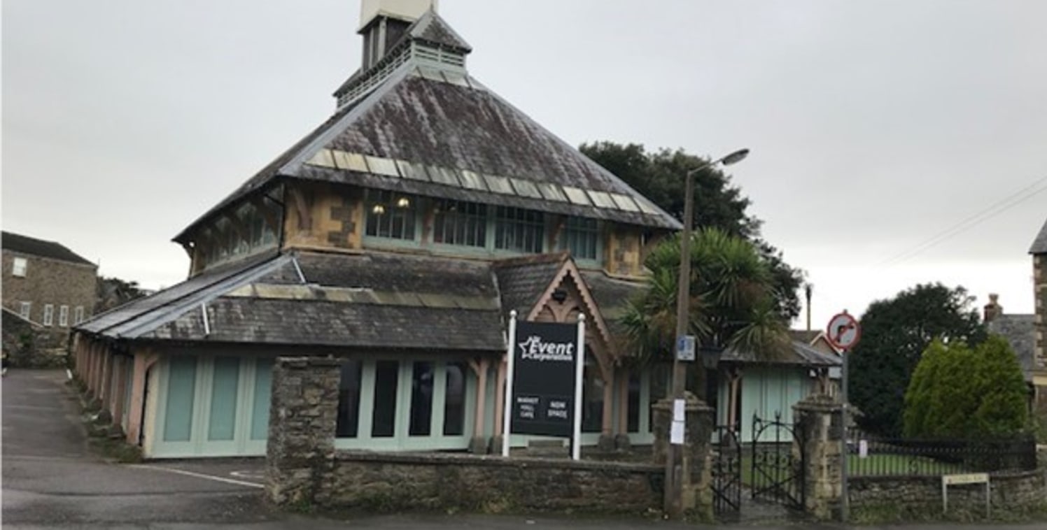 2 Market Hall is a Grade II Listed Building designed by the same architect, Hans Price who designed Clevedon Pier. The building has in recent years been converted to provide a combination of office rooms and open plan areas positioned on the Ground a...