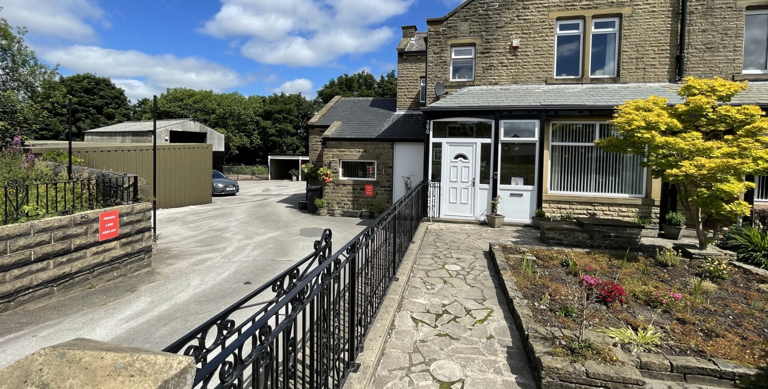 The premises briefly comprises a 0.69 Acre piece of land having industrial workshops, garages and a 3 bedroomed stone built semi detached residential property.

Offering a prime opportunity for development or an owner occupier alike, the property ben...