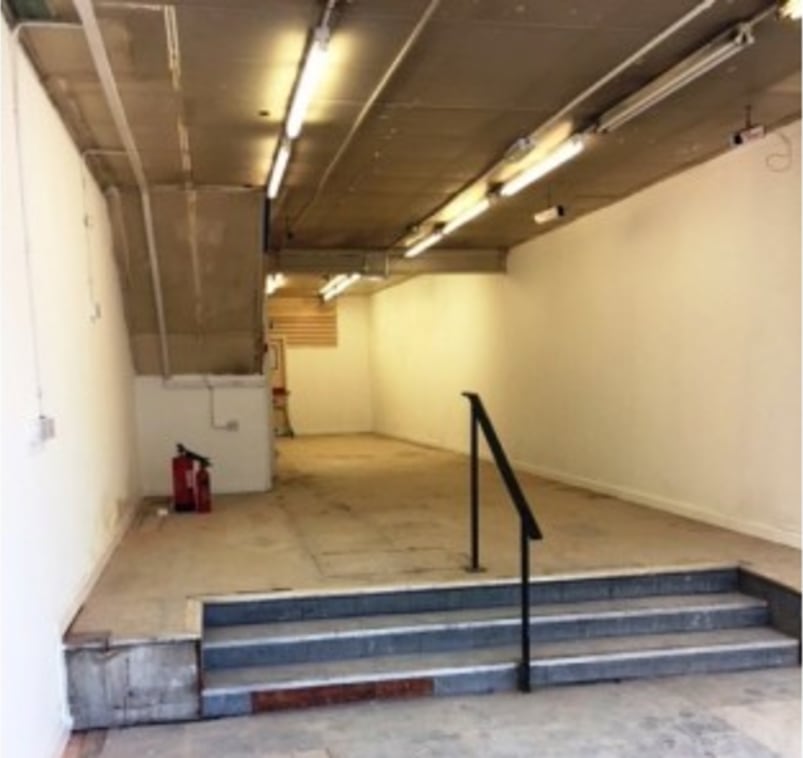 PROMINENT HIGH STREET LOCATION INCOME &pound;12,000 PER ANNUM EXCLUSIVE FREEHOLD &pound;200,000 (Subject to the lease) TOTAL FLOOR AREA 154.6SQM (1,664 SQ...