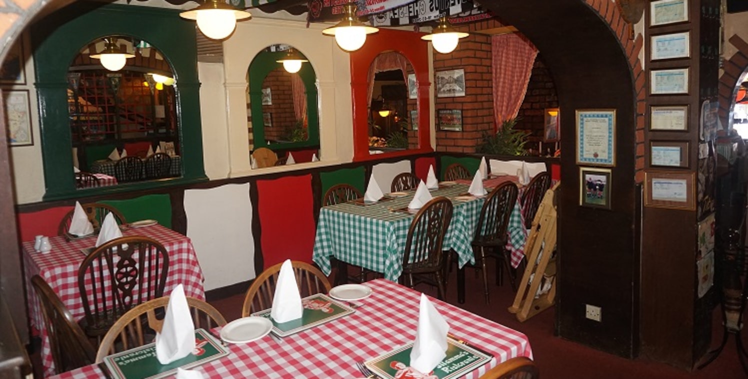 An old established Italian Restaurant that has been family owned and trading in Blackpool since 1980. Traditional Restaurant with checked table cloths, straw clad Chianti bottles and lots of red, white and green with brick alcoves adding to its ambie...