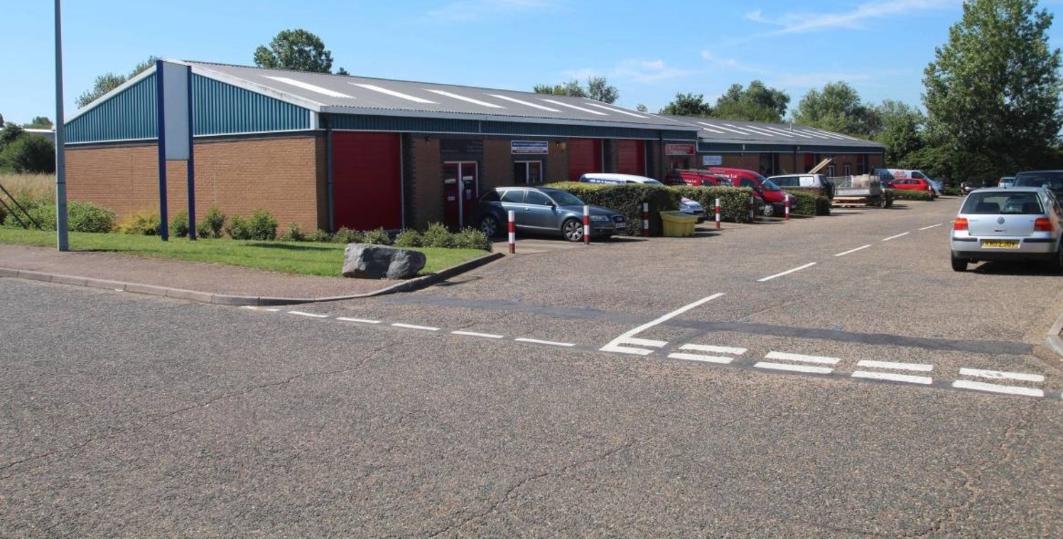 Trafalgar Industrial Estate comprises a range of compact single storey units. The unit is steel framed with cavity brickwork elevations, profile metal sheet cladding, under pitched metal decked roof. The unit enjoys drive-in access via metal sectiona...