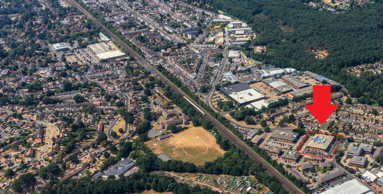 Modern office building, fitted out to a very high standard.<br><br>Specifications<br><br>Genesis Business Park is one of the few purpose built Office Parks in Woking.<br><br>The Park encompasses 8 office buildings of various sizes from 4,000-34,000 s...