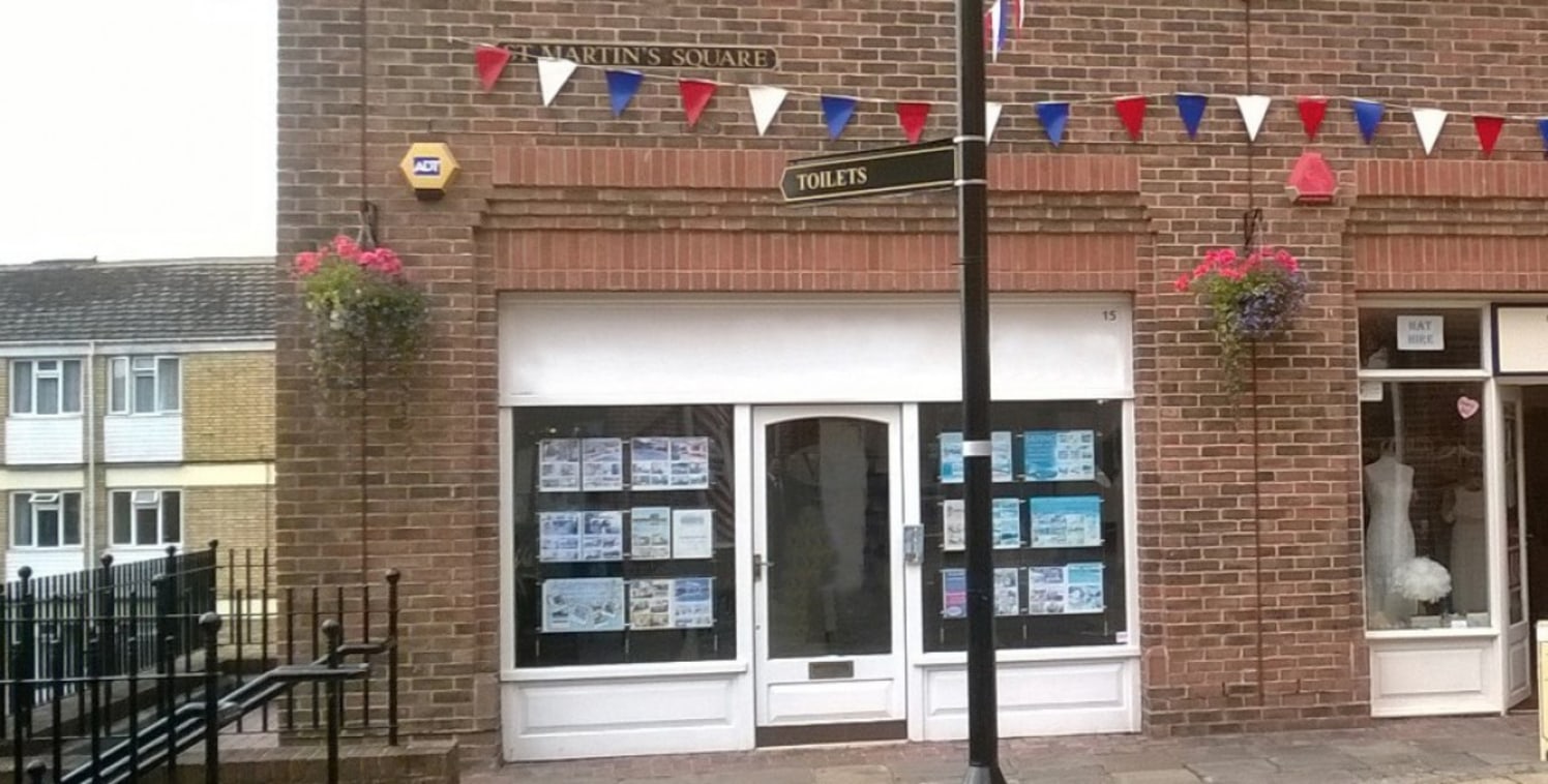 <p>St Martins Walk in the heart of historic Dorking, is an open air shopping centre with 26 retail units and is anchored by Marks and Spencer and the council run Library. In addition to the retail units there are two kiosks located in St Martin&rsquo...