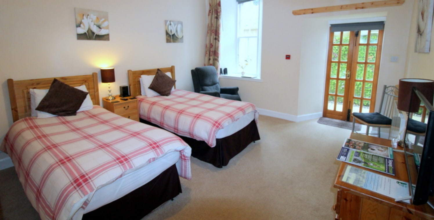 Charming guest house with 6 en-suite letting bedrooms and stylish public rooms in an excellent trading location in Perthshire. Includes spacious 2-bedroom owners accommodation....