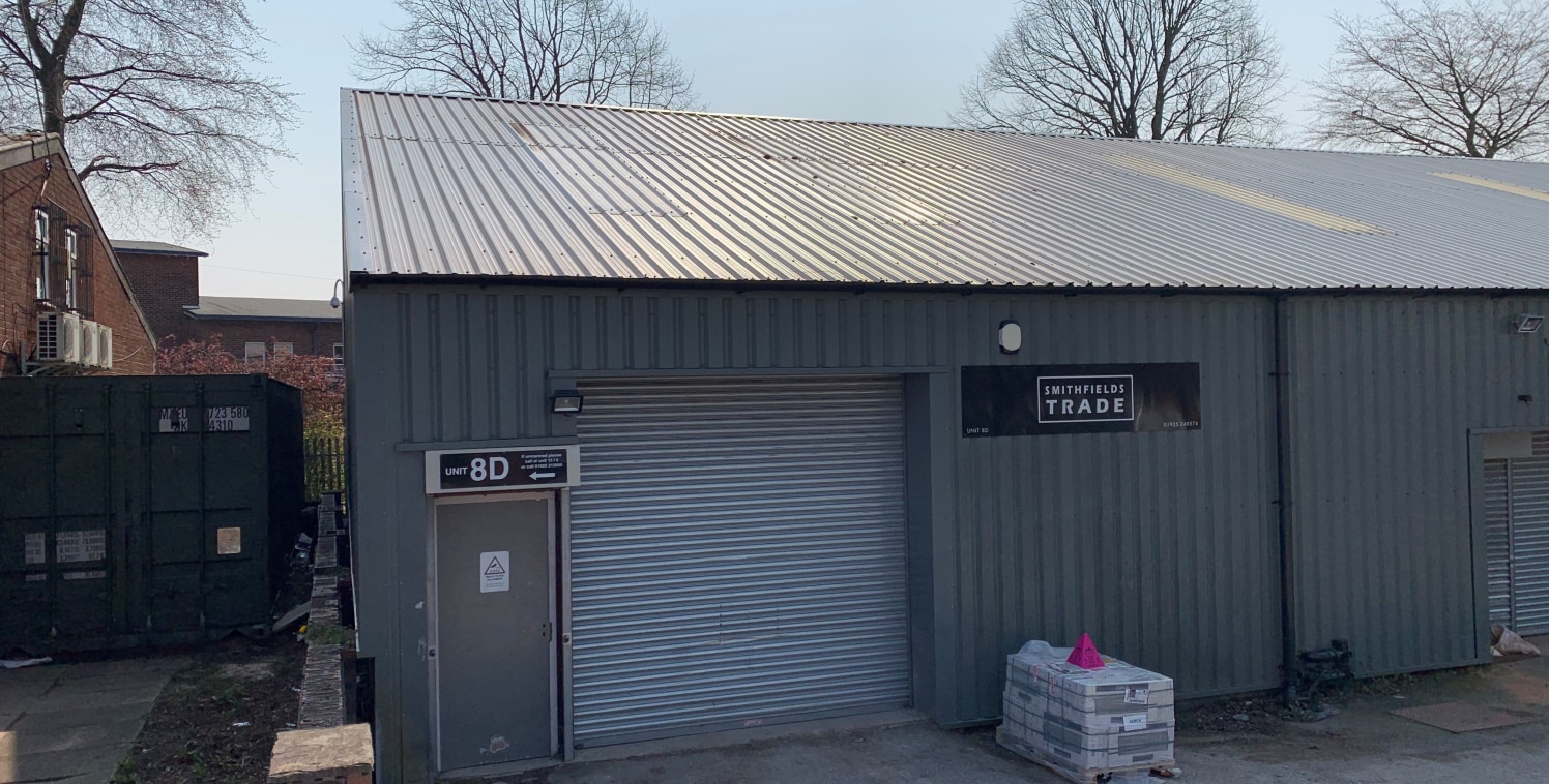 A rare opportunity to acquire a new Lease of a modern unit that has been subject to a long term rental from a local business who is relocating to a larger unit on the Estate. 

The unit would suit a variety of trades on this popular and versatile ind...