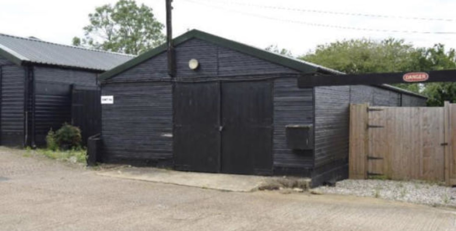 This site is made up of WORKSHOPS, offices & storage areas. Situated on a popular industrial site, this unit is a short distance from the Four Wanz roundabout. The site is ideally positioned being just 5 miles from junction 7 of M11 and 20 miles from...