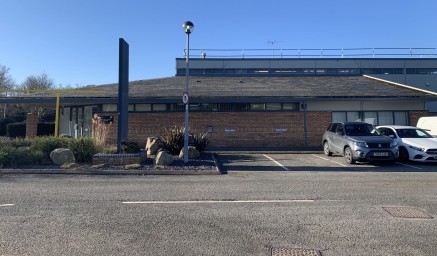 High quality offices. Electric roller shutter door. 5.14m eaves. Halogen spot lighting. Gas heaters. Concrete floor. Currently under offer.