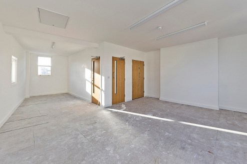 A FIRST & SECOND FLOOR RESTAURANT (A3) & ROOF TERRACE ON PORTOBELLO ROAD\n\nOverview\n\nTo Let\n\nThe restaurant premises (A3) occupies the upper floors of a Victorian corner building. Access is direct from Portobello Road and leads to a private entr...