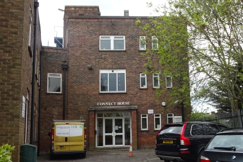 Key Features<br><br>* Economical space<br>* Generous Parking<br>* Open plan office space<br>* Flexible terms<br><br>Location<br><br>Connect House is located on Kingston Road, approx. 1 mile from Leatherhead Town Centre, which provides and number of l...