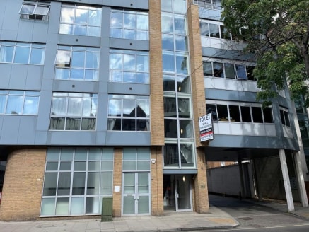 The available office is situated on the fourth floor of the building accessed via passenger lift and stairs directly from the communal entrance on Long Lane.\n\nApproximately 807 sq ft (75 sqm) arranged as an open plan space including kitchen point p...